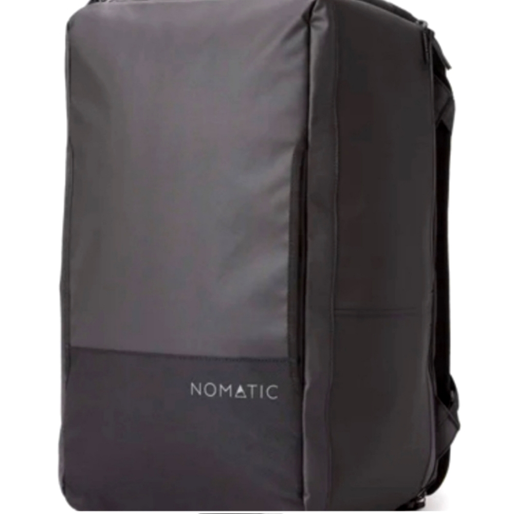 Nomatic 40L Travel Bag Carry On